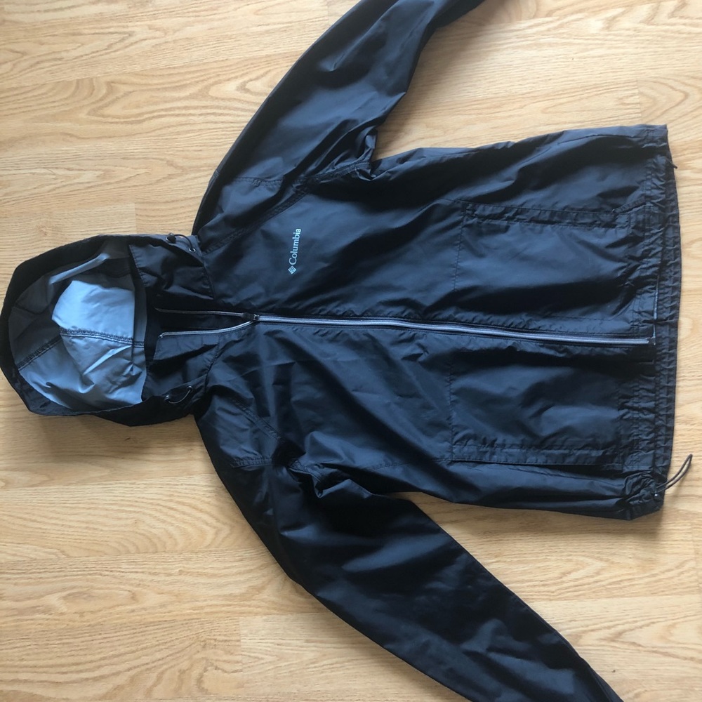 Black Columbia Rain Jacket / Wind Breaker
